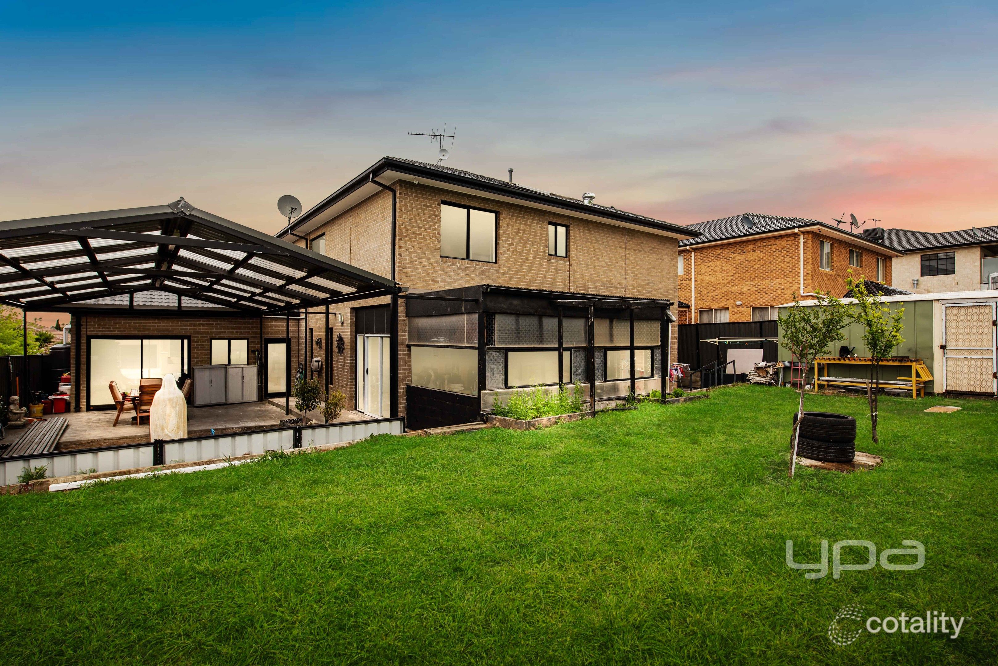 28 Candlebark Dr, Greenvale, VIC 3059