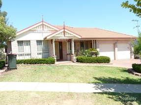 29 William Mannix Ave, Currans Hill, NSW 2567