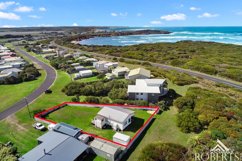 39 Merrett St, Peterborough, VIC 3270