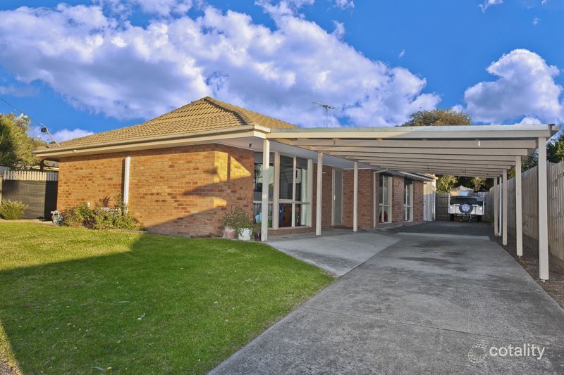8 Milner Ct, Cranbourne, VIC 3977