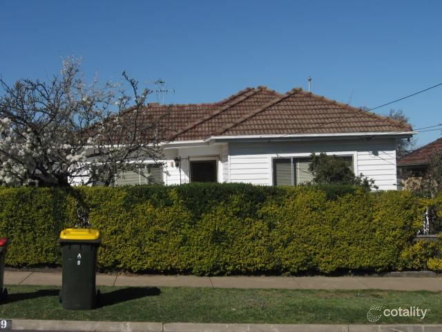 9 Haldane Rd, Niddrie, VIC 3042