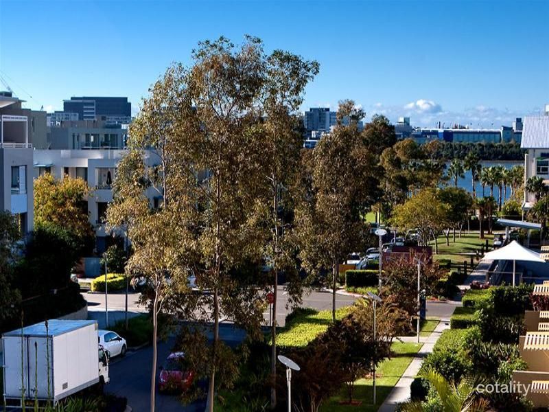 104/4 Stromboli Strait, Wentworth Point, NSW 2127