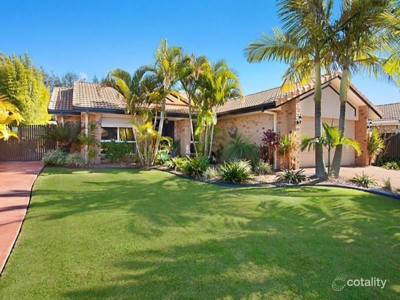 18 Rosswood Ct, Helensvale, QLD 4212