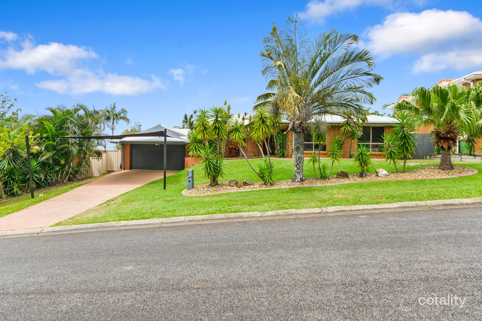 18 Mataranka Dr, Worongary, QLD 4213