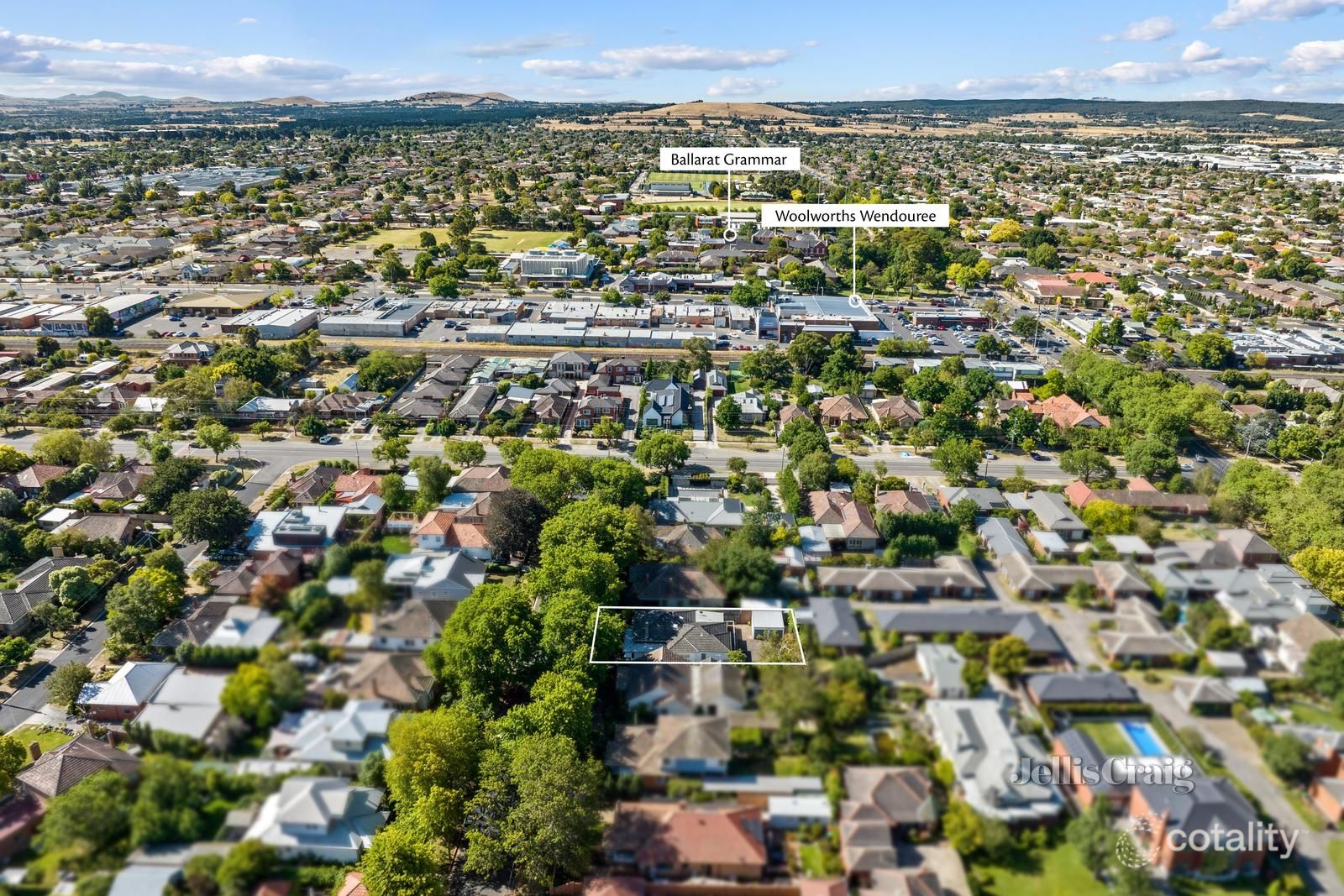 8 Colpin Ave, Lake Wendouree, VIC 3350