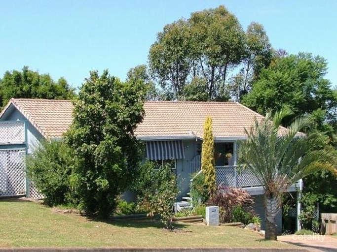 2/1 Sunrise Dr, Boambee East, NSW 2452