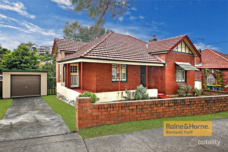 4 Nelson Rd, Earlwood, NSW 2206