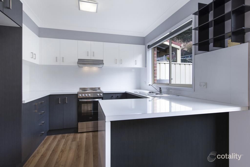 2/4-6 Tilba Cl, Flinders, NSW 2529