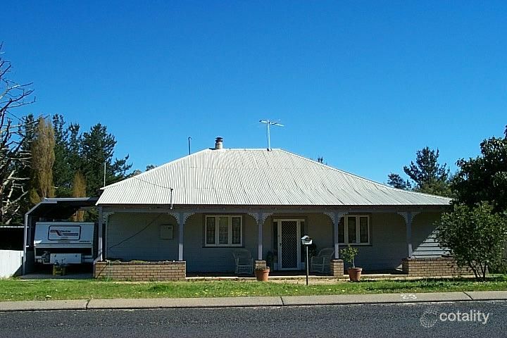 23 Moira Rd, Collie, WA 6225