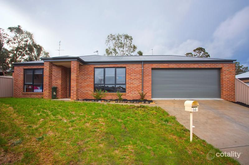 14 Muller Ct, Mount Clear, VIC 3350