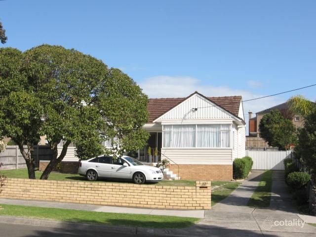 12 Ian Gr, Mount Waverley, VIC 3149