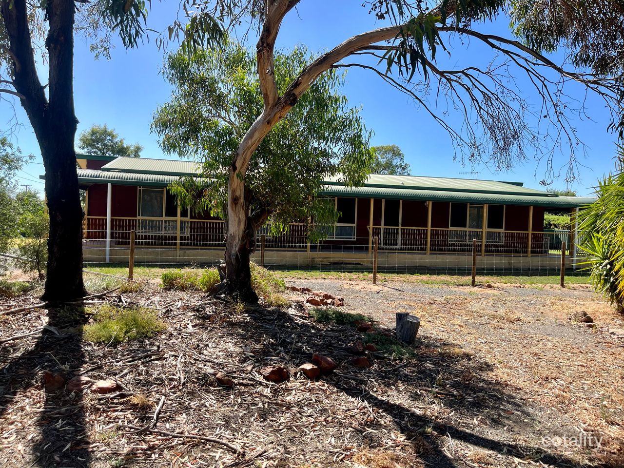 38 Campbell St, Darlington Point, NSW 2706