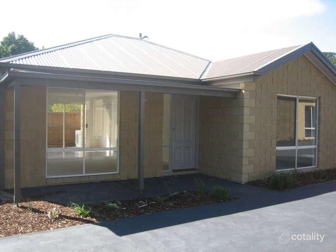 1/16 Corinella Rd, Woodend, VIC 3442