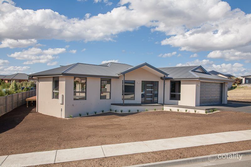 3 Caitlin Ct, Midway Point, TAS 7171