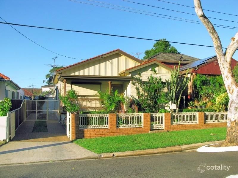 19 Vivienne Ave, Lakemba, NSW 2195