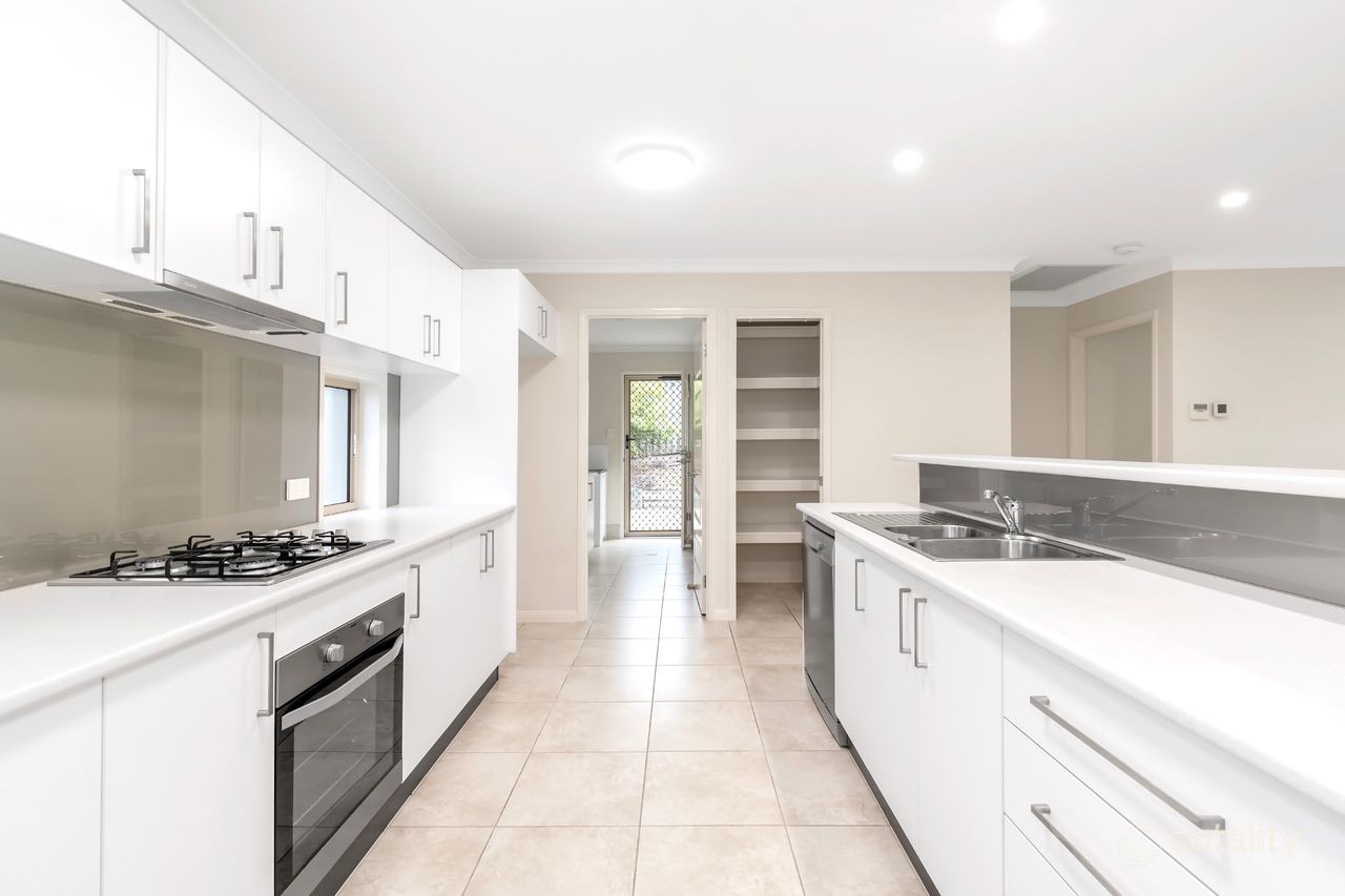 41 Saltwater Bvd, Oxenford, QLD 4210