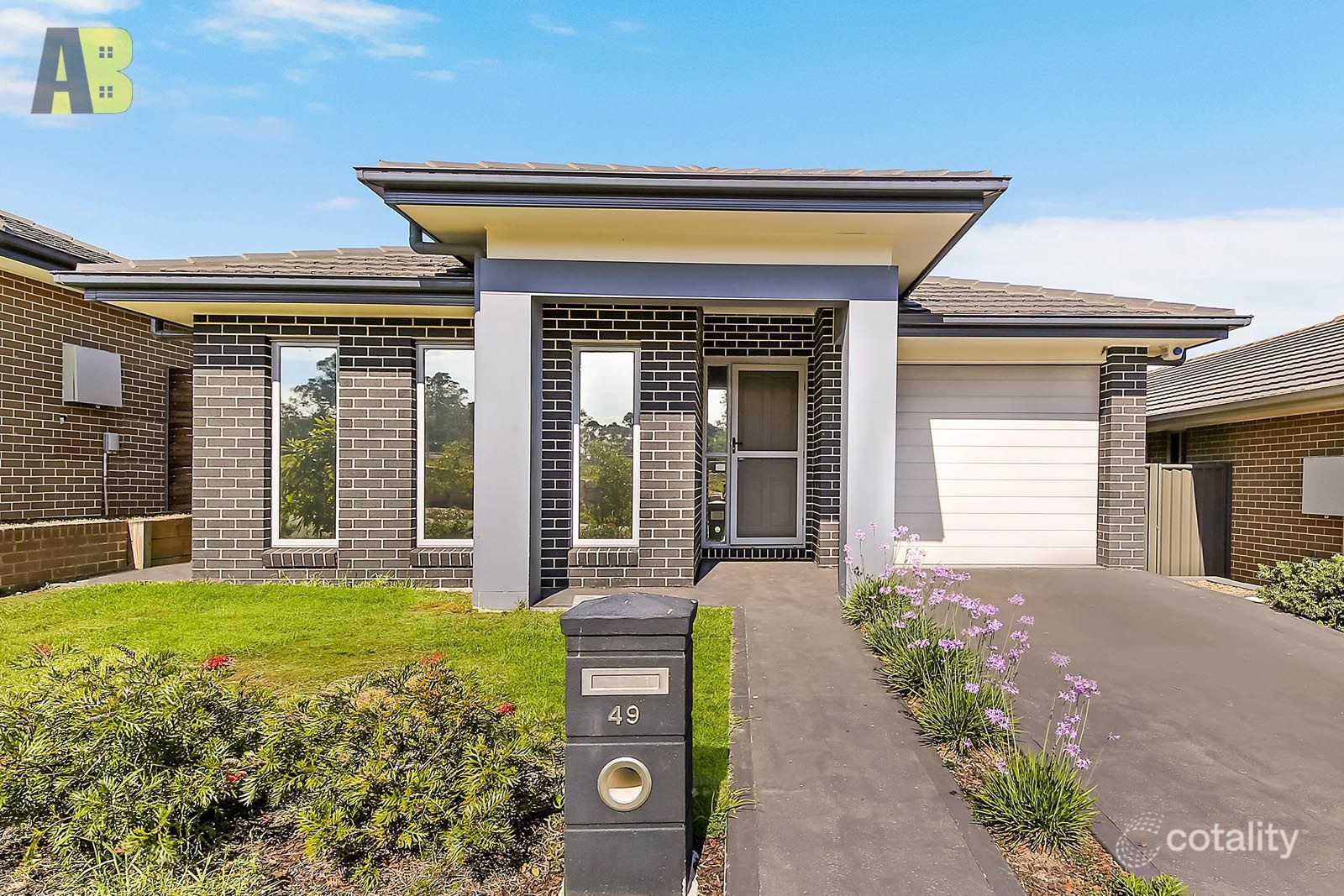 49 Portsmouth Cct, Jordan Springs, NSW 2747