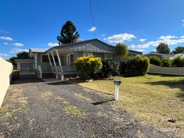 54 Drury St, Dalby, QLD 4405
