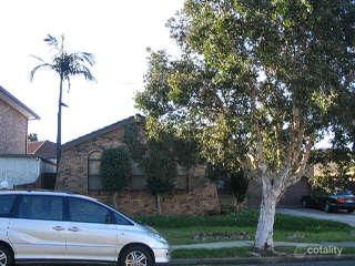 41 Drummoyne Cres, St Johns Park, NSW 2176