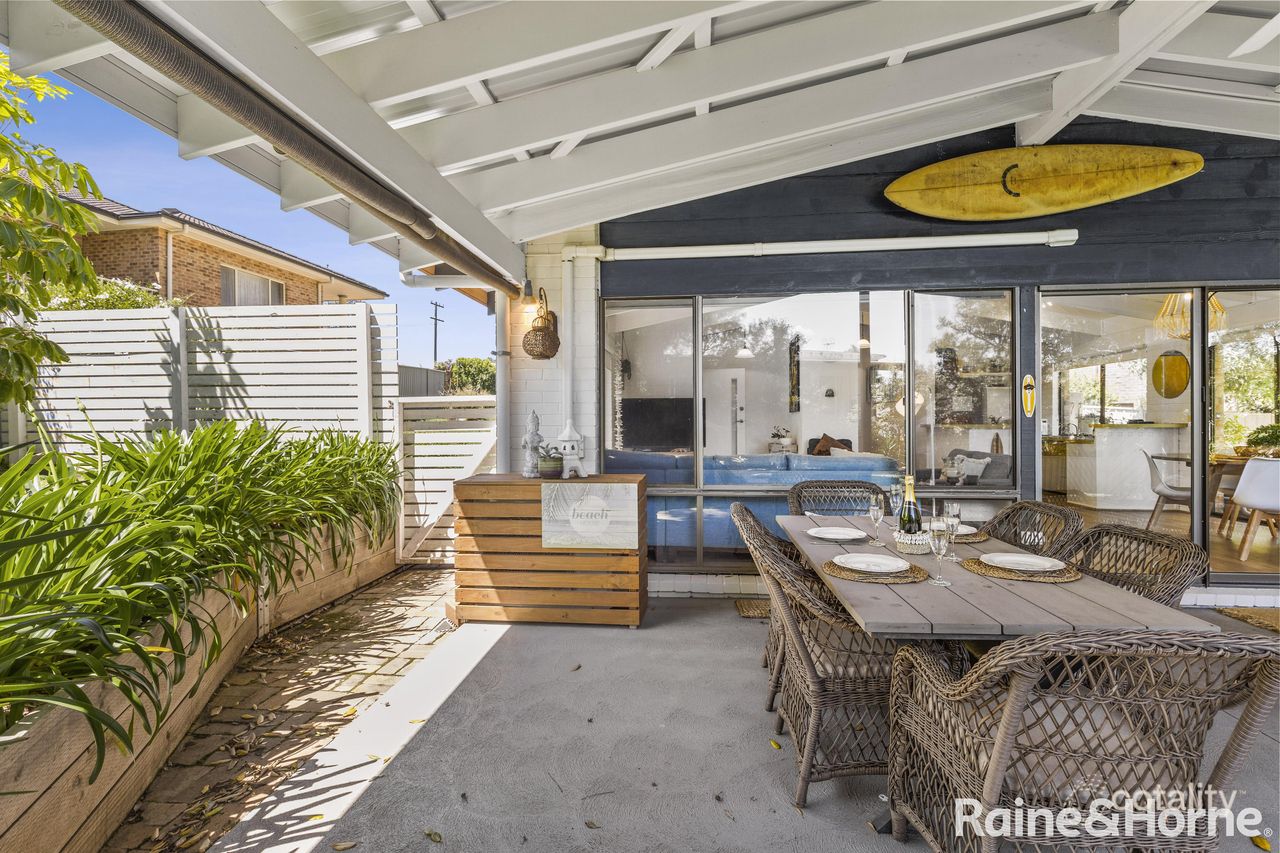 45 Buckland St, Mollymook, NSW 2539