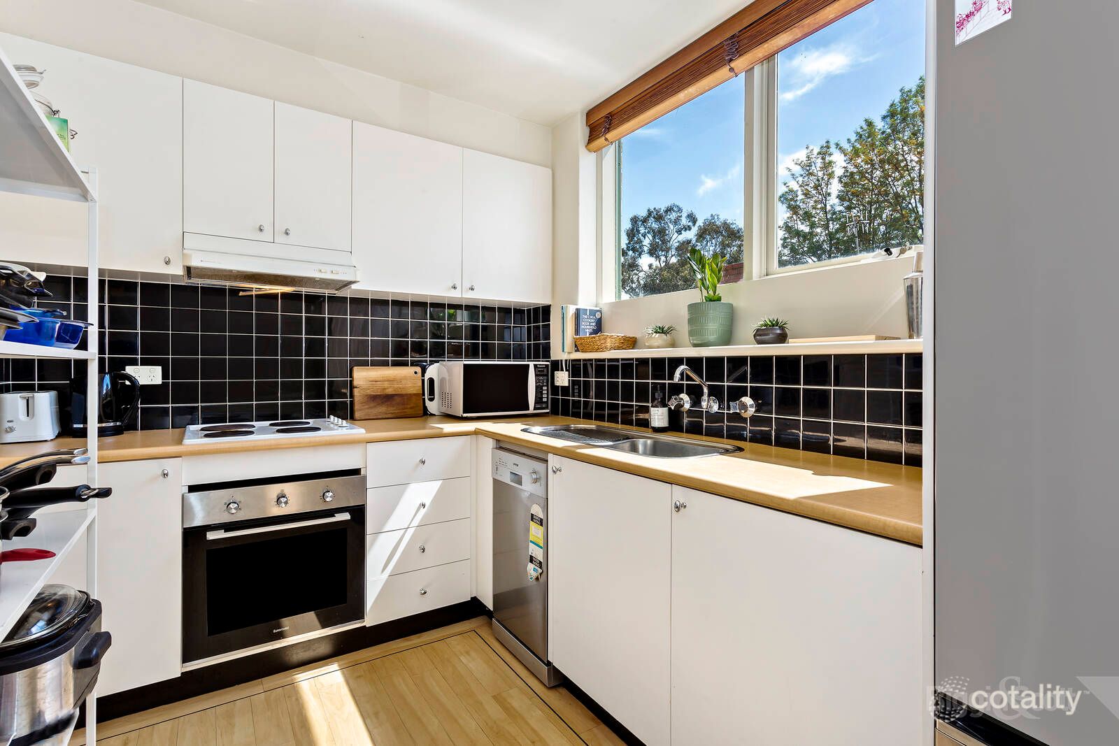 3/82 Madden Gr, Burnley, VIC 3121