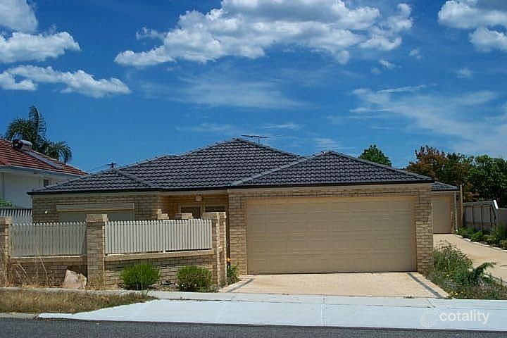 433b Flinders St, Nollamara, WA 6061
