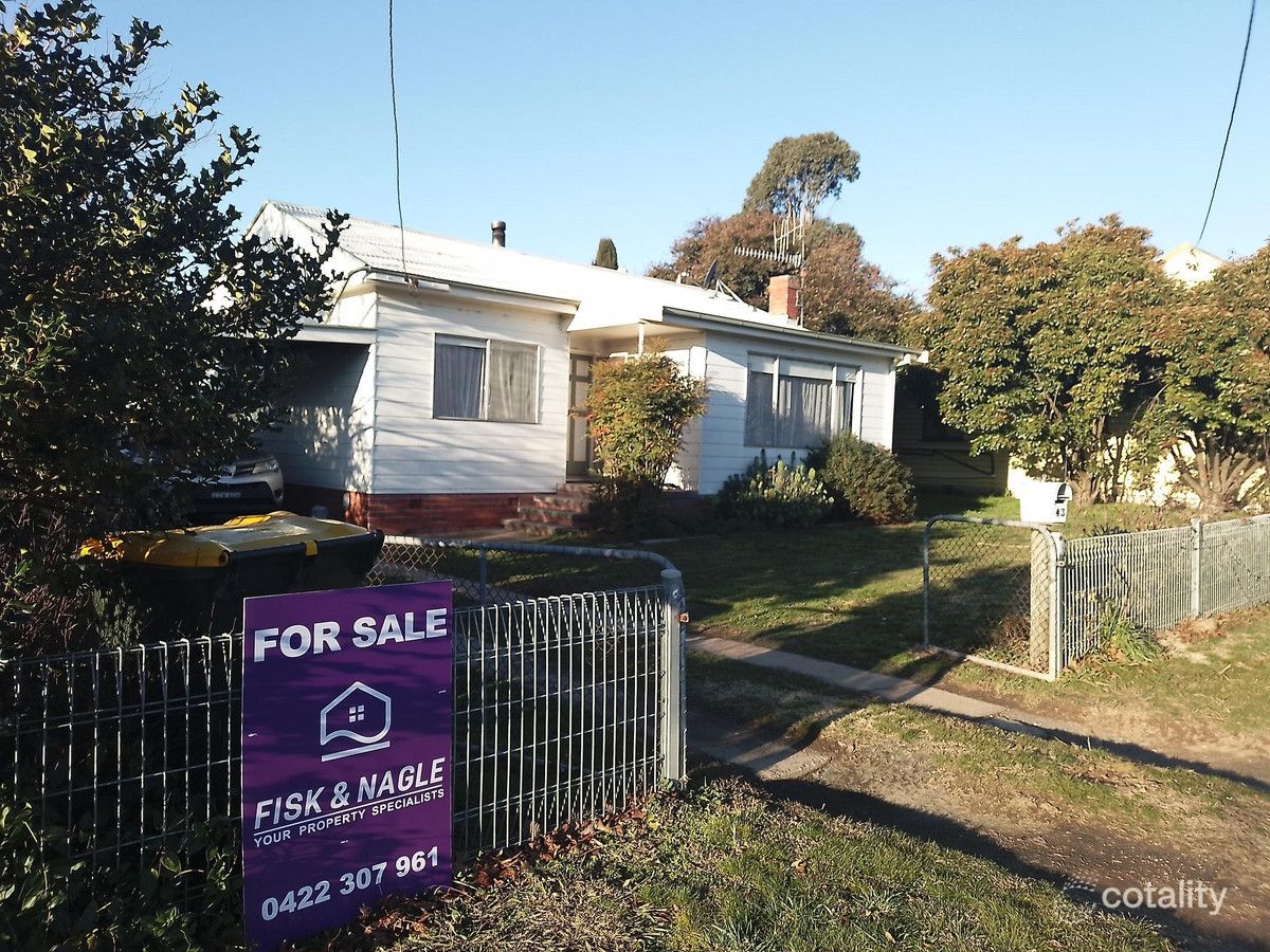 43 Burton St, Bombala, NSW 2632