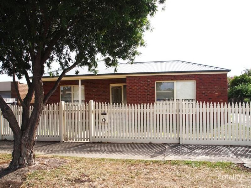 1/21 Crestmoor Dr, Highton, VIC 3216