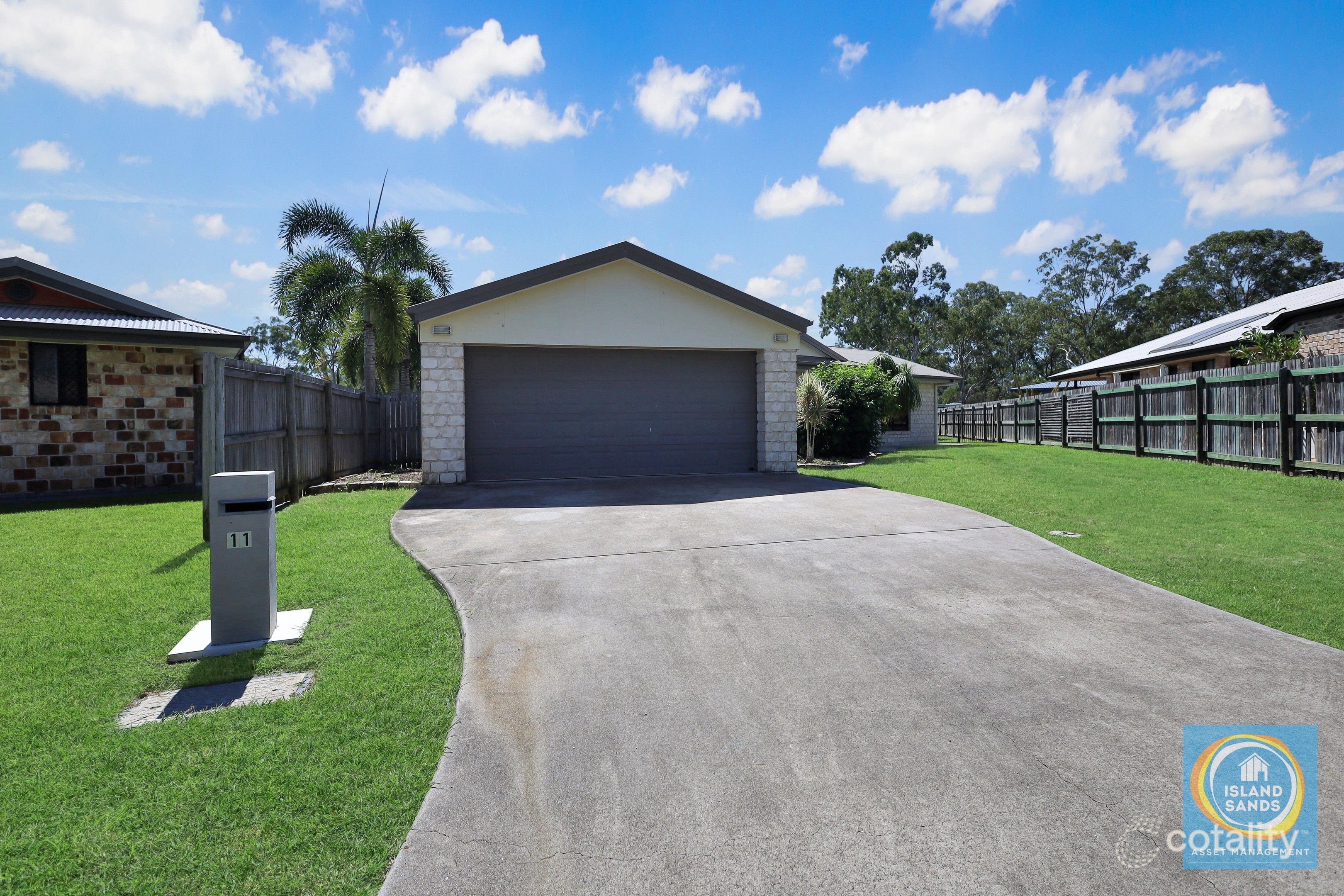 11 Jooloo Ct, Kin Kora, QLD 4680