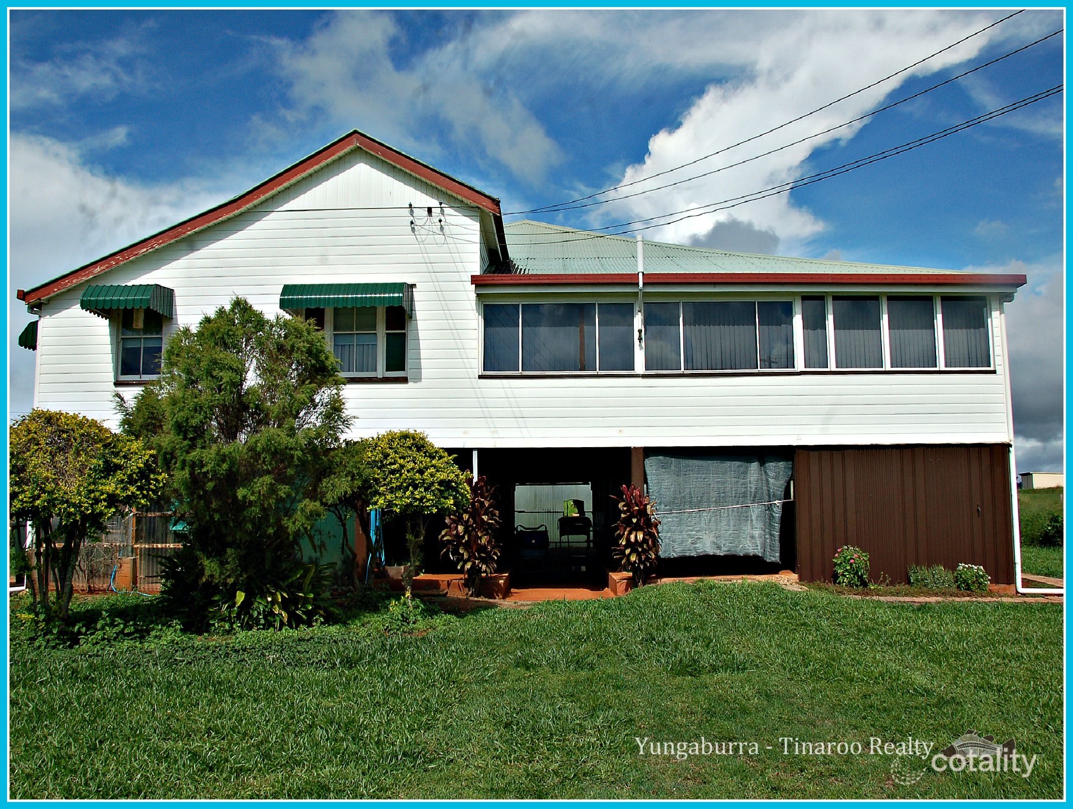 369 Russell Rd, Lake Eacham, QLD 4884