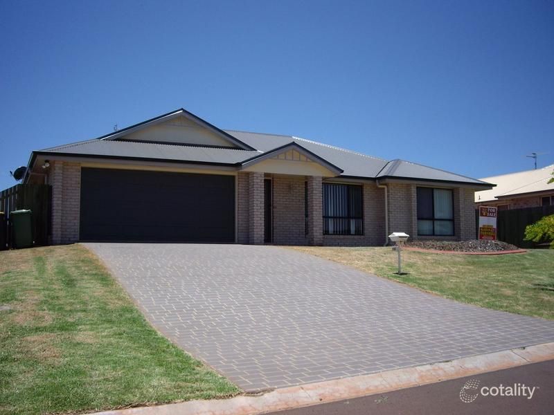 14 Kestrel Dr, Highfields, QLD 4352