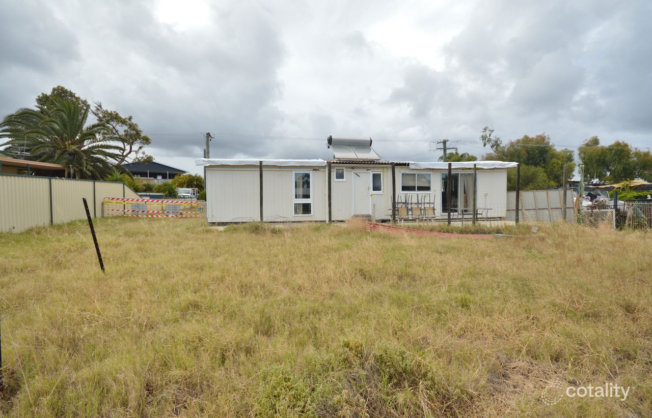 14 Patrick Cres, Kalbarri, WA 6536