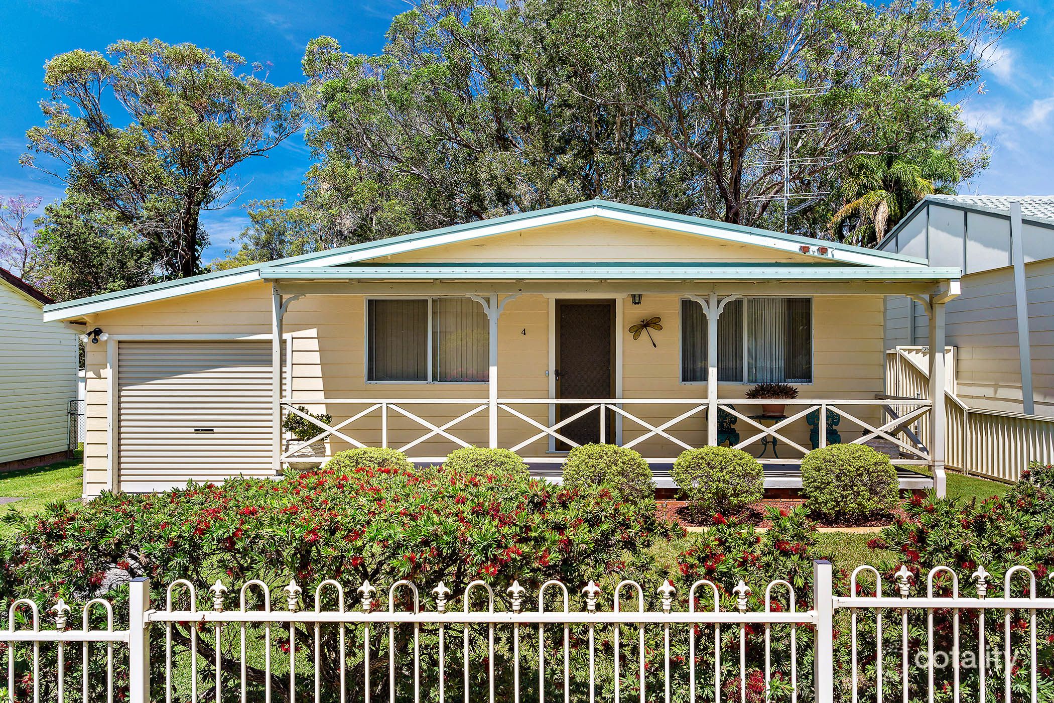 4 Tingira St, Charmhaven, NSW 2263