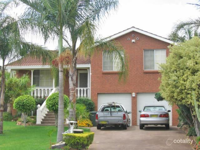 8 Bardia Pl, Bossley Park, NSW 2176