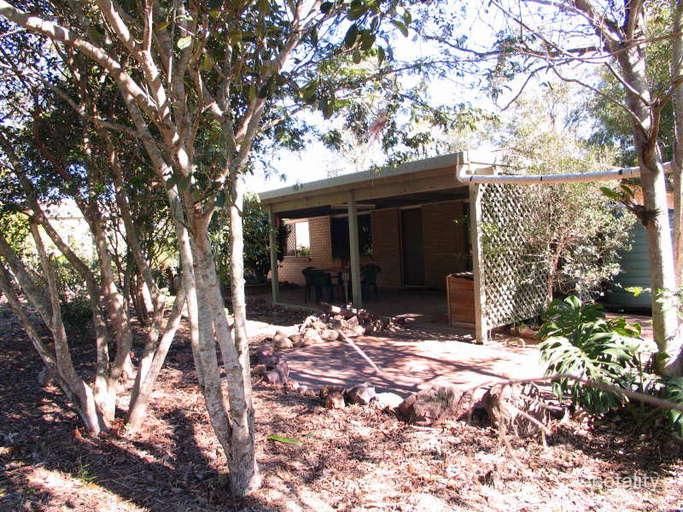 174 Russells Rd, Pine Mountain, QLD 4306
