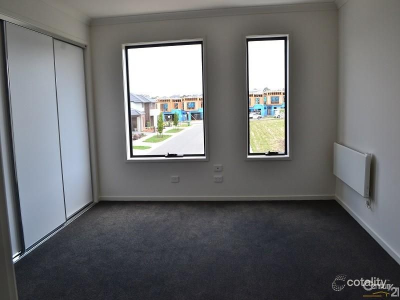 45 Hammond Cres, Officer, VIC 3809