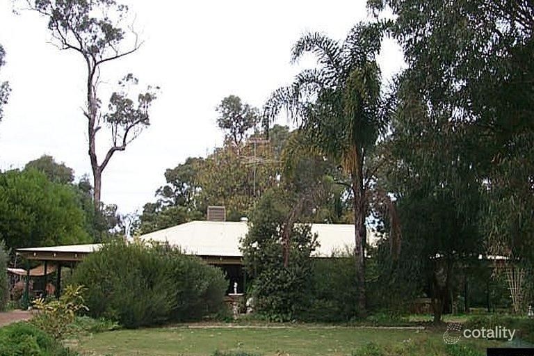 2 Navarre Row, Greenfields, WA 6210