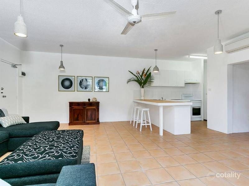 10/5-7 Amphora St, Palm Cove, QLD 4879