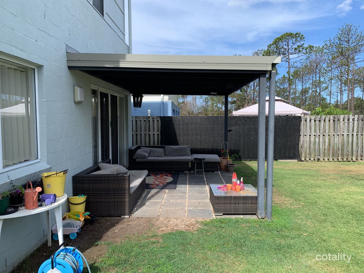 16 Norfolk Dr, Pacific Pines, QLD 4211