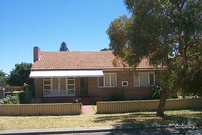 11a Homewood St, Cloverdale, WA 6105