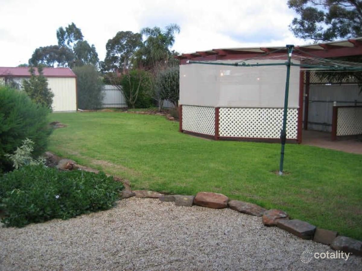 18 Yarnbury Rd, Elizabeth North, SA 5113