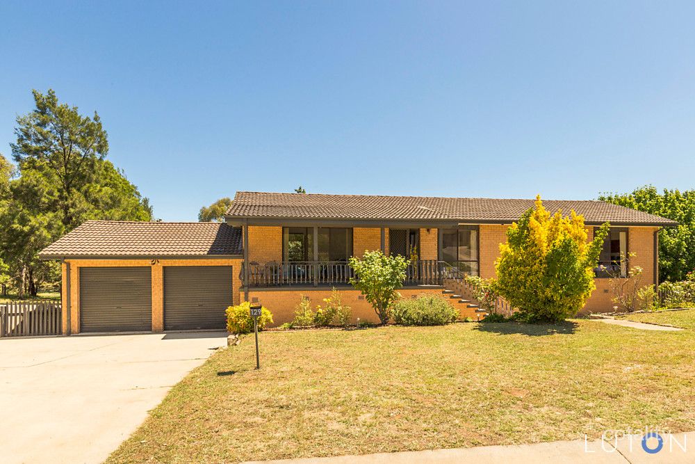 129 Summerville Cres, Florey, ACT 2615