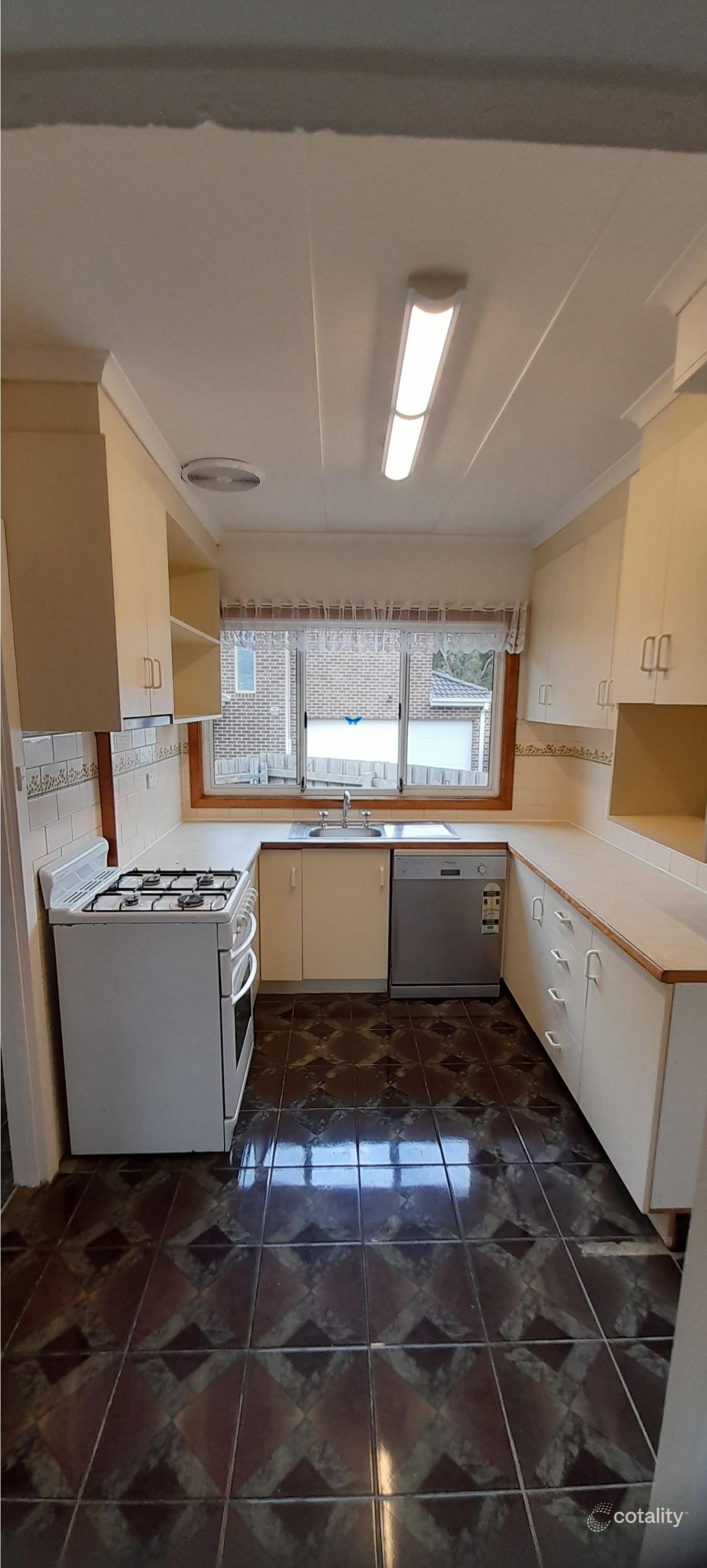 1/7 Benalla St, Dallas, VIC 3047