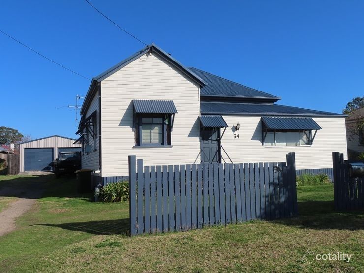 34 Archibald St, Stanthorpe, QLD 4380
