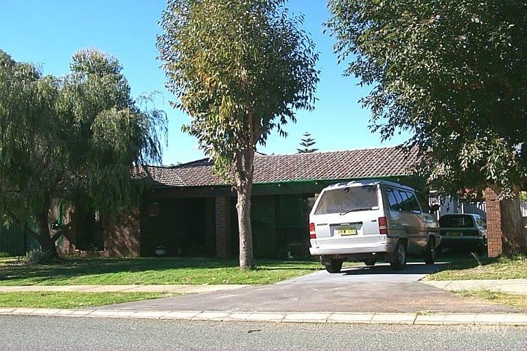 3 Leicester Sq, Alexander Heights, WA 6064