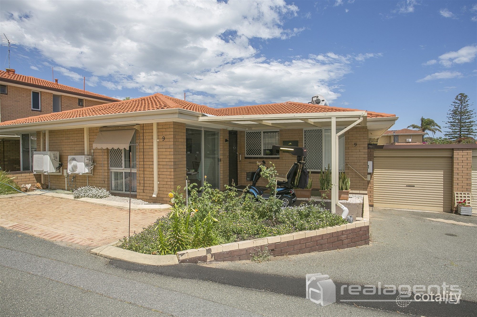 9/8 Creery St, Dudley Park, WA 6210