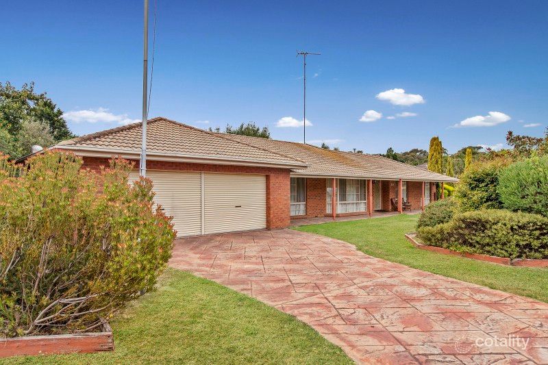 19 Mannagum Ct, Kilmore, VIC 3764