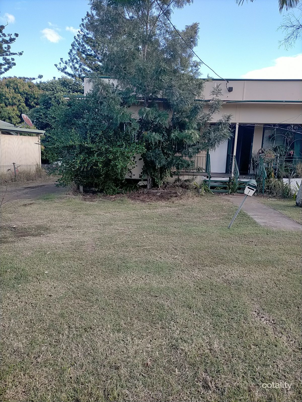 1/19 Beak St, Koongal, QLD 4701