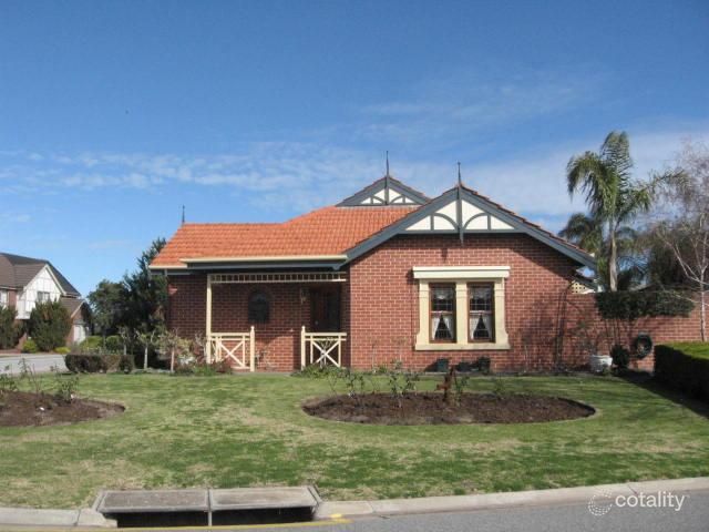 1 Mcdonald Gr, West Lakes, SA 5021