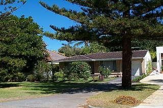 323 Marmion St, Cottesloe, WA 6011